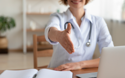 Écoconception des soins : le pharmacien clinicien est-il prêt à collaborer avec les autres professionnels de santé ?